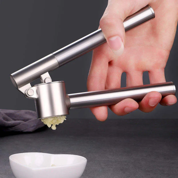 Best Quality Stainless Steel Manual Kitchen Gadgets Garlic Press Crusher - Image 2