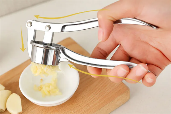 Multi-Function Stainless Steel Garlic Press Kitchen Gadgets Garlic Grater Masher