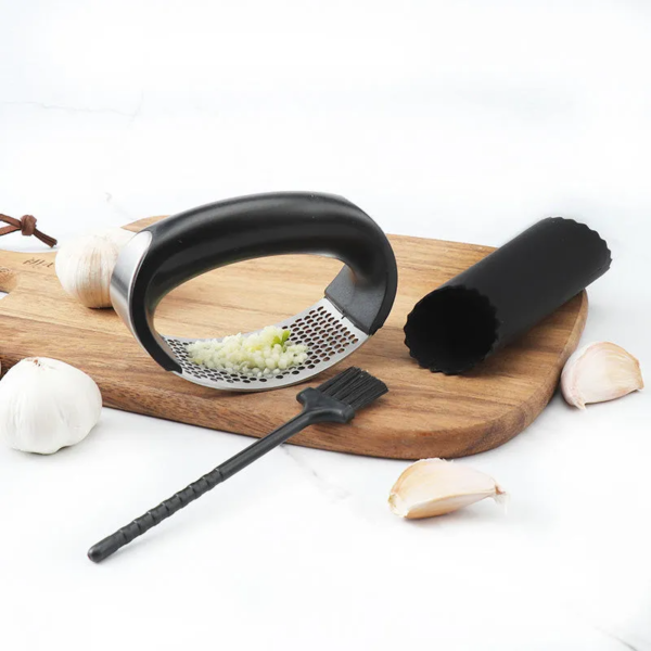 Hot Sell Manual Crusher Kitchen Gadgets Stainless Steel Garlic Press - Image 4