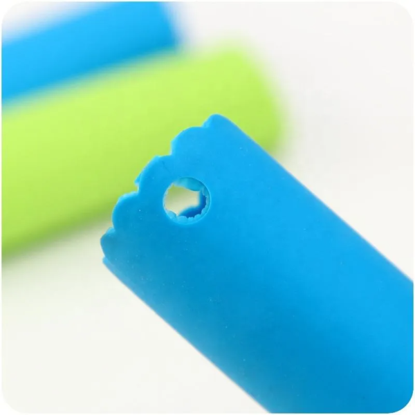 Easy Roller Peeling Tube Useful Kitchen Gadget Silicone Garlic Peeler - Image 5